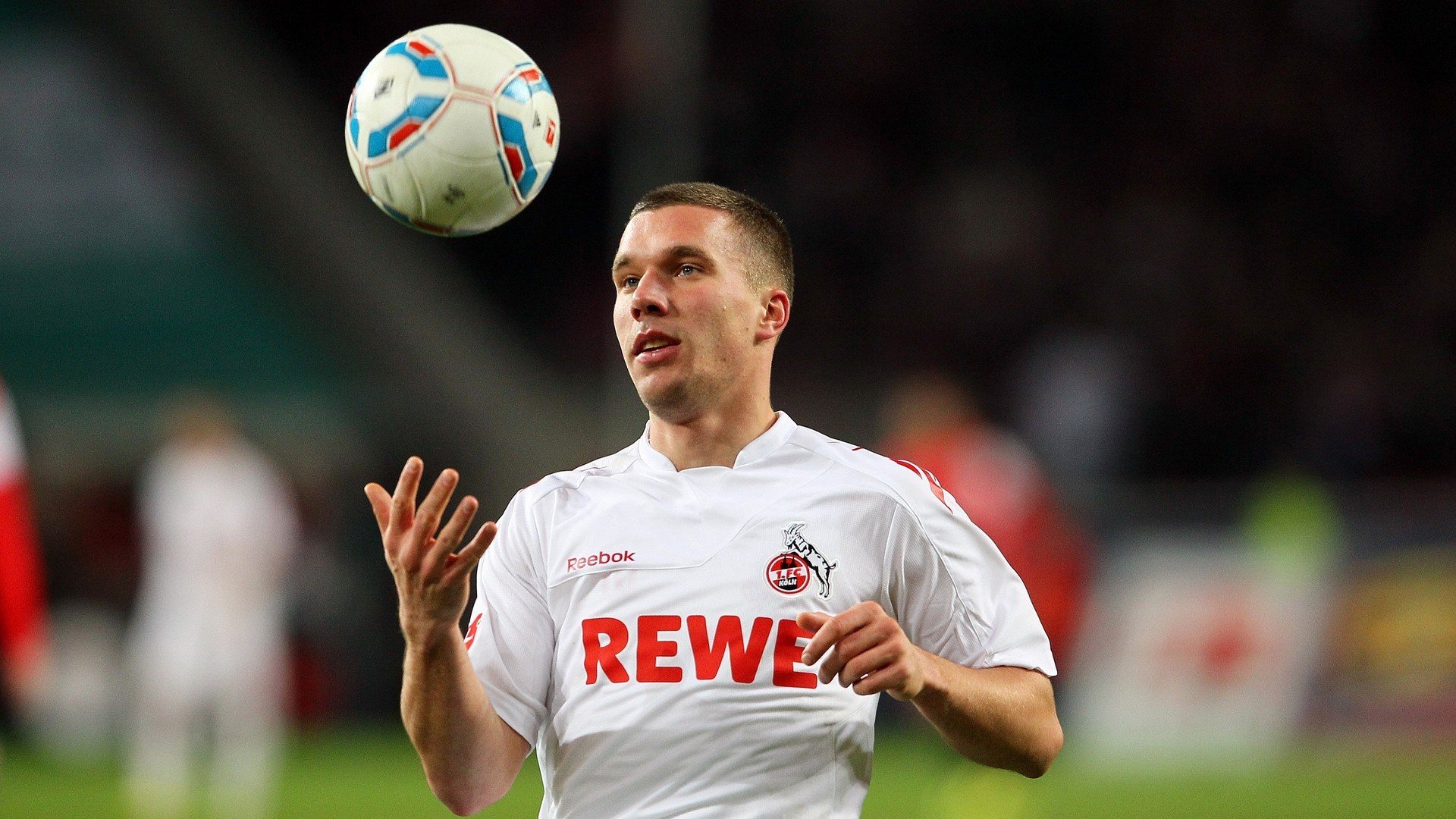 开云体育在线登入-塞内加尔队在巴黎奥运会比赛中多次通过快速反击得分，塞内加尔足球运动员