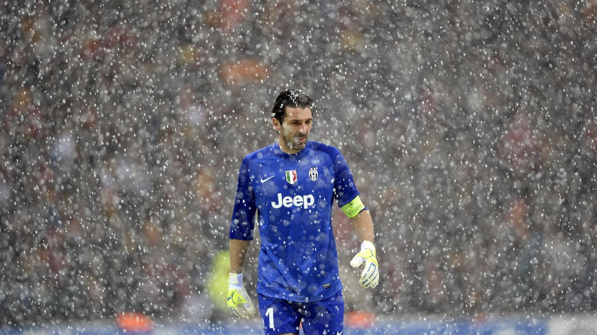 布莱梅主场大捷，德甲争冠气势如虹，不莱梅主帅